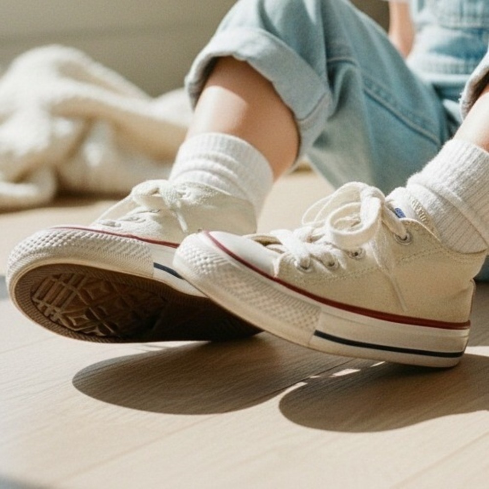 Converse Chuck Taylor All Star Toddler White Canvas Low Top Sneakers‎ - Size 5